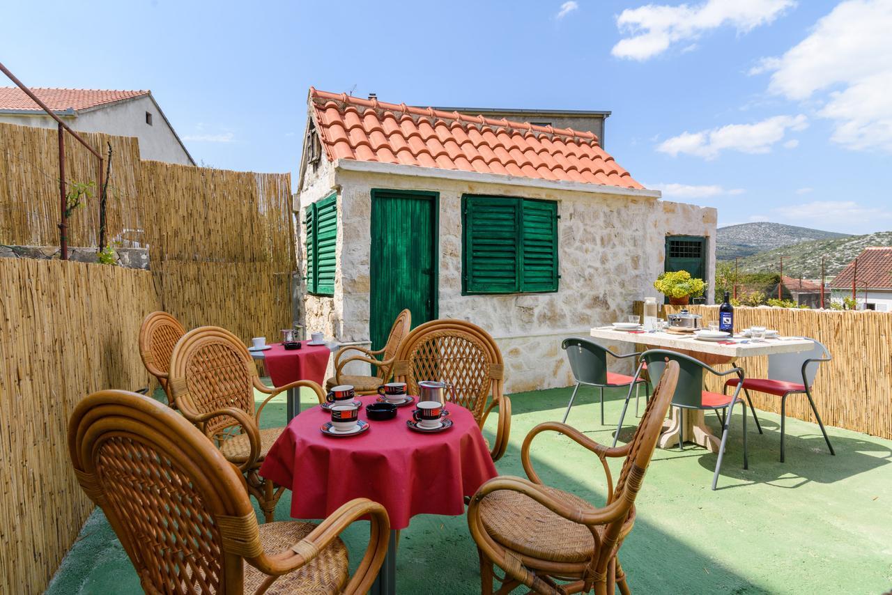 Apartmani Marko I Ana Marina Dış mekan fotoğraf