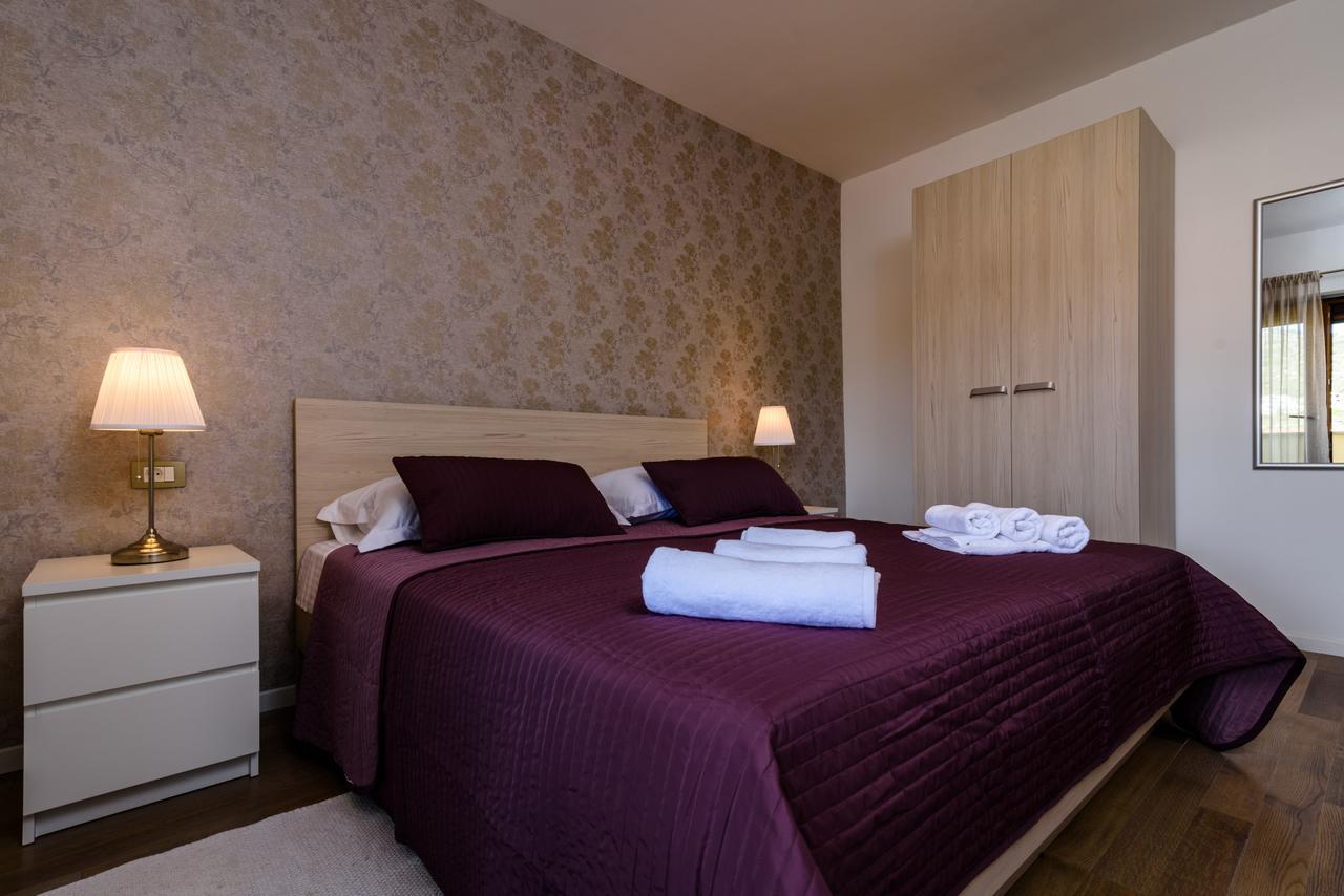 Apartmani Marko I Ana Marina Dış mekan fotoğraf