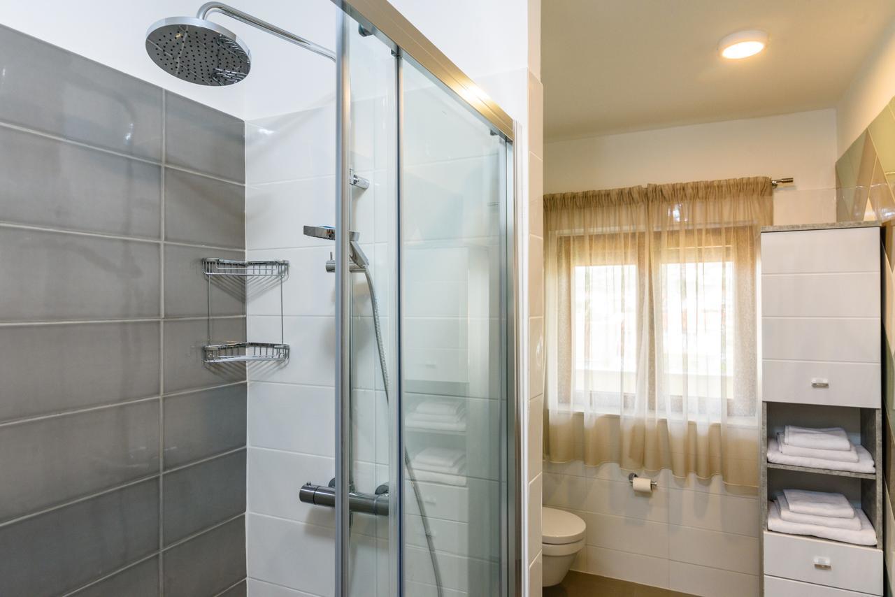 Apartmani Marko I Ana Marina Dış mekan fotoğraf