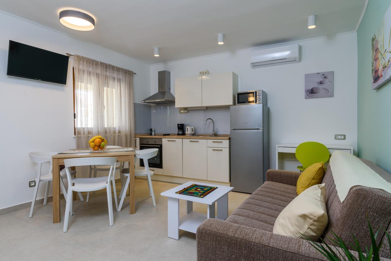 Apartmani Marko I Ana Marina Dış mekan fotoğraf