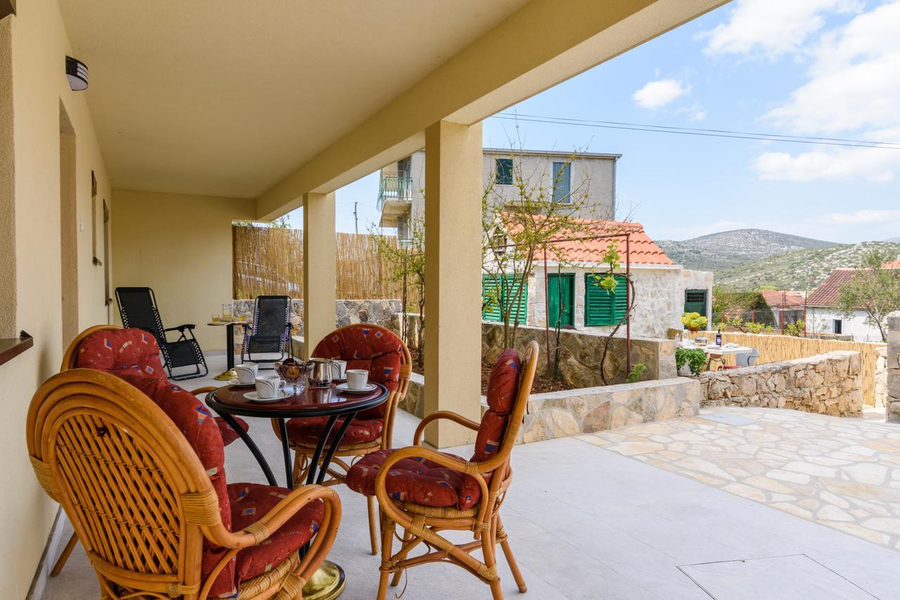 Apartmani Marko I Ana Marina Dış mekan fotoğraf